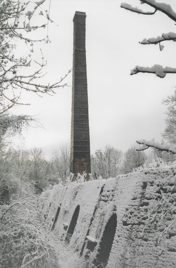 A picture of the Hoffmann kiln in winter before restoration